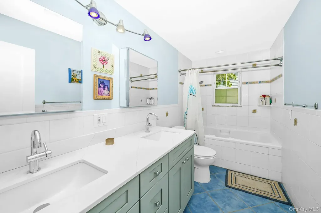 30 East Boulevard East Rockaway NY 11518