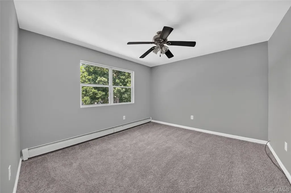 29 Beech Avenue Farmingville NY 11738