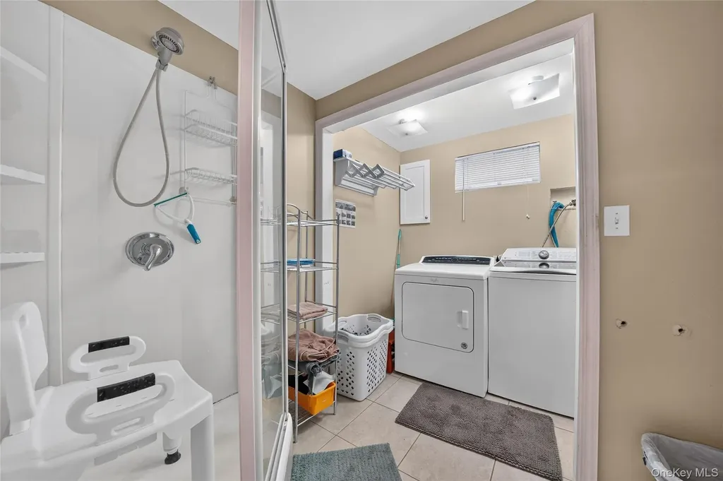 29 Beech Avenue Farmingville NY 11738