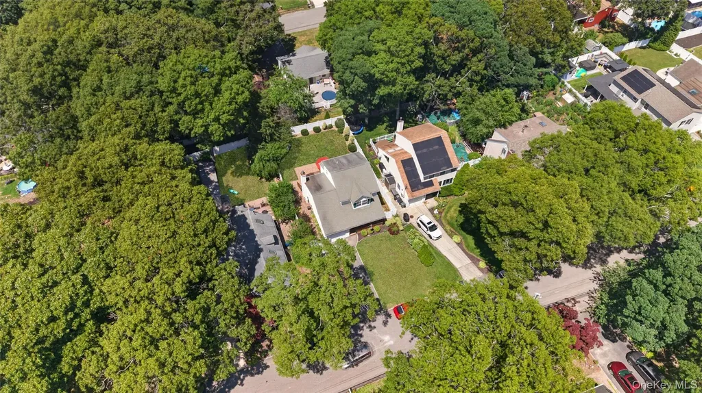 29 Beech Avenue Farmingville NY 11738