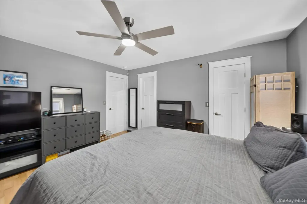 29 Beech Avenue Farmingville NY 11738