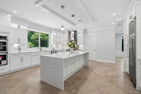21 Arista Drive Dix Hills NY 11746