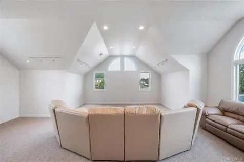 40 Columbia Street Bethpage NY 11714