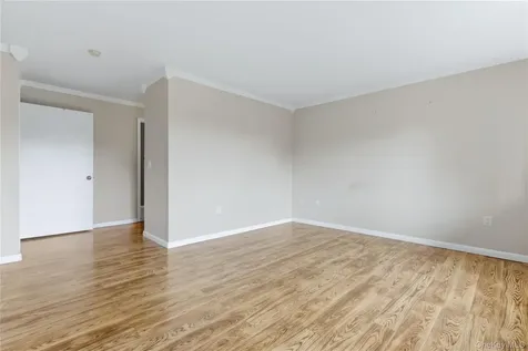 702 Scenic Lane Poughkeepsie NY 12603