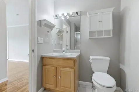 702 Scenic Lane Poughkeepsie NY 12603