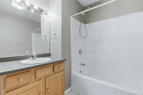702 Scenic Lane Poughkeepsie NY 12603
