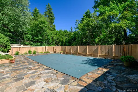 30 Dalewood Drive Hartsdale NY 10530