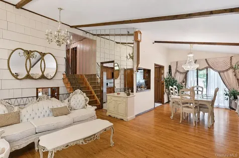 30 Dalewood Drive Hartsdale NY 10530