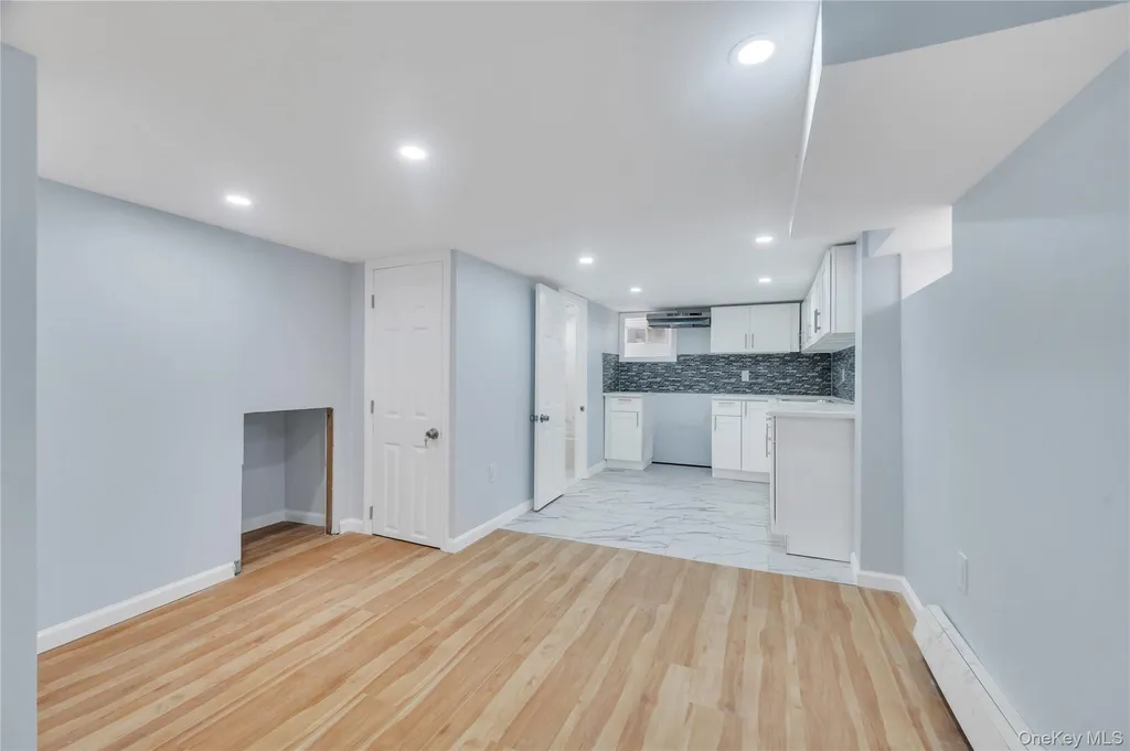 217-08 110th Road Queens Village NY 11429