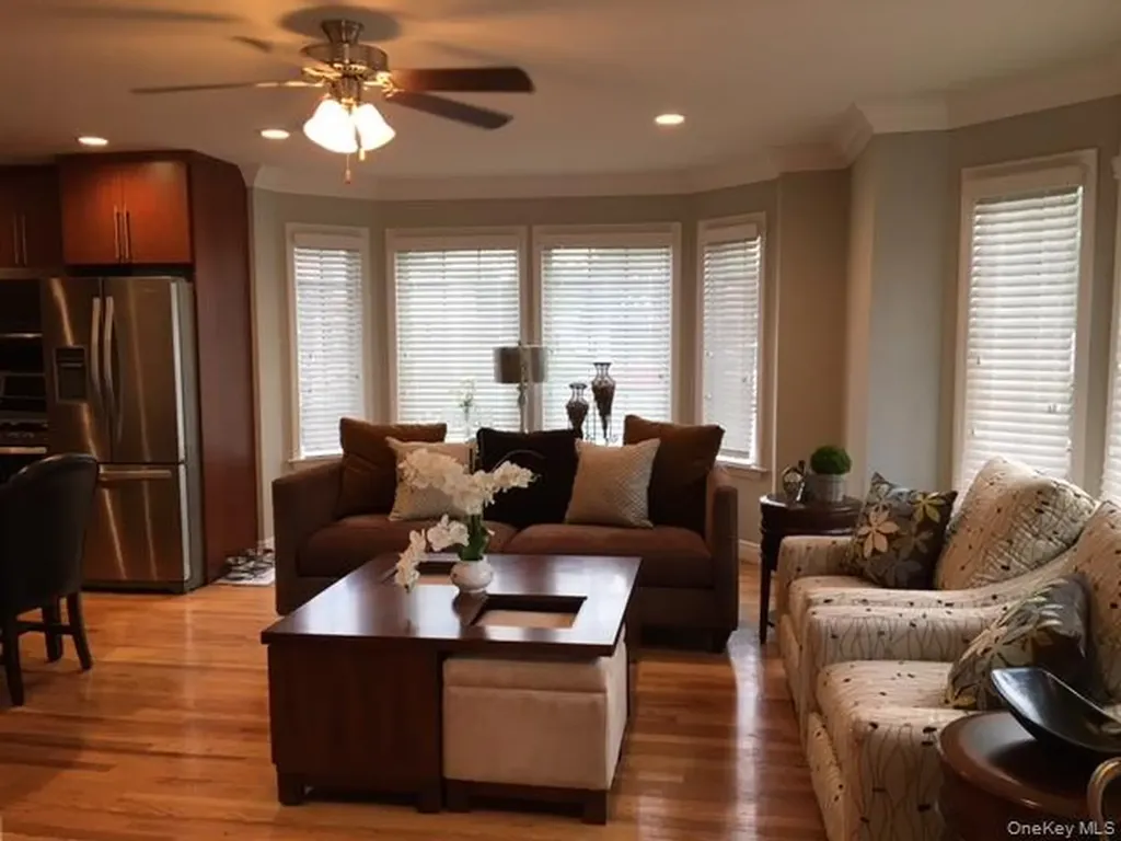 565 Merrick Road Rockville Centre NY 11570
