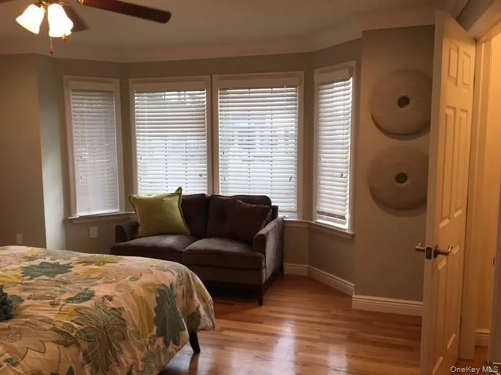 565 Merrick Road Rockville Centre NY 11570