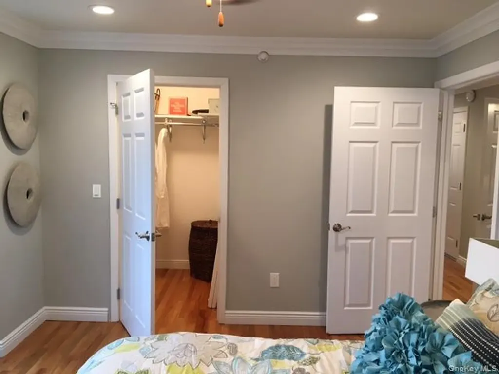 565 Merrick Road Rockville Centre NY 11570