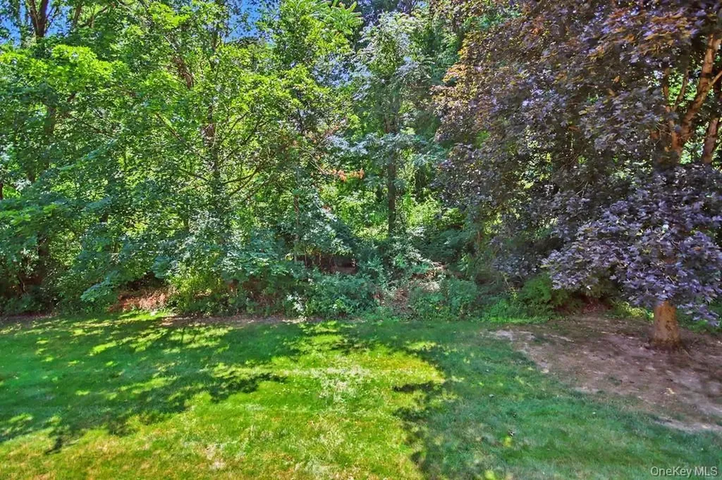 101 Elmcrest Drive Fishkill NY 12524