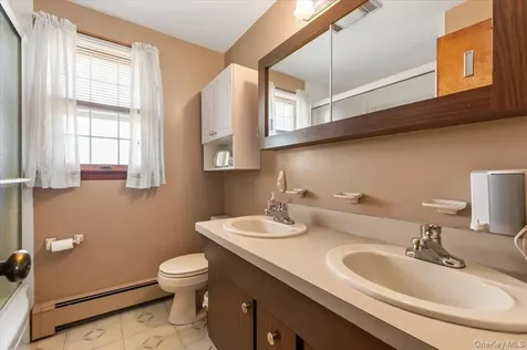 29 Edward Street Bethpage NY 11714