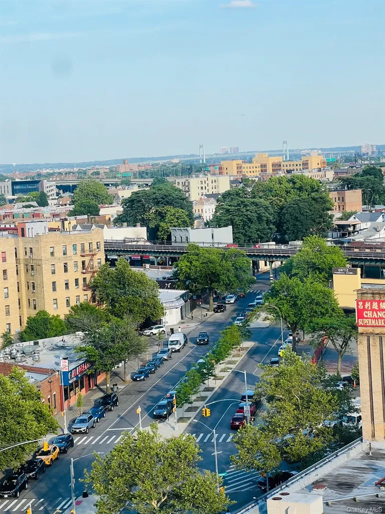 2059 Mcgraw Avenue 10c Bronx NY 10462