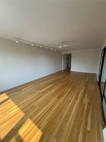 120 Hartsdale E Avenue Hartsdale NY 10530