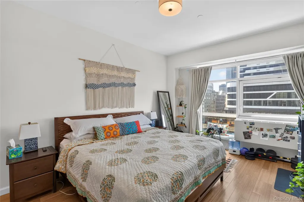 24-15 Queens Plaza N Long Island City NY 11101