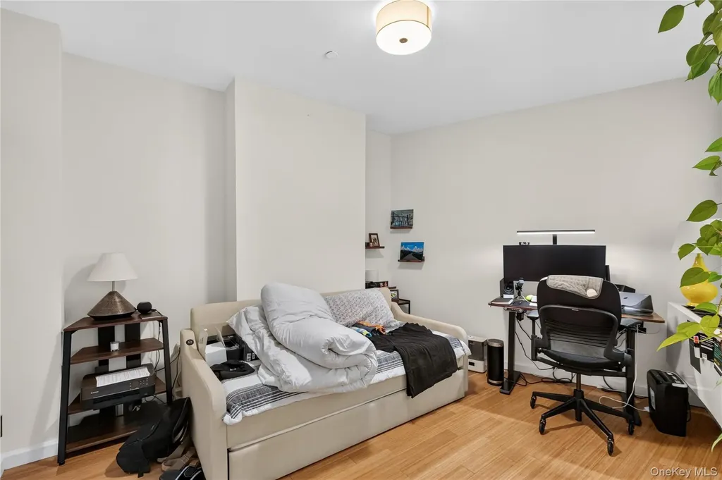 24-15 Queens Plaza N Long Island City NY 11101
