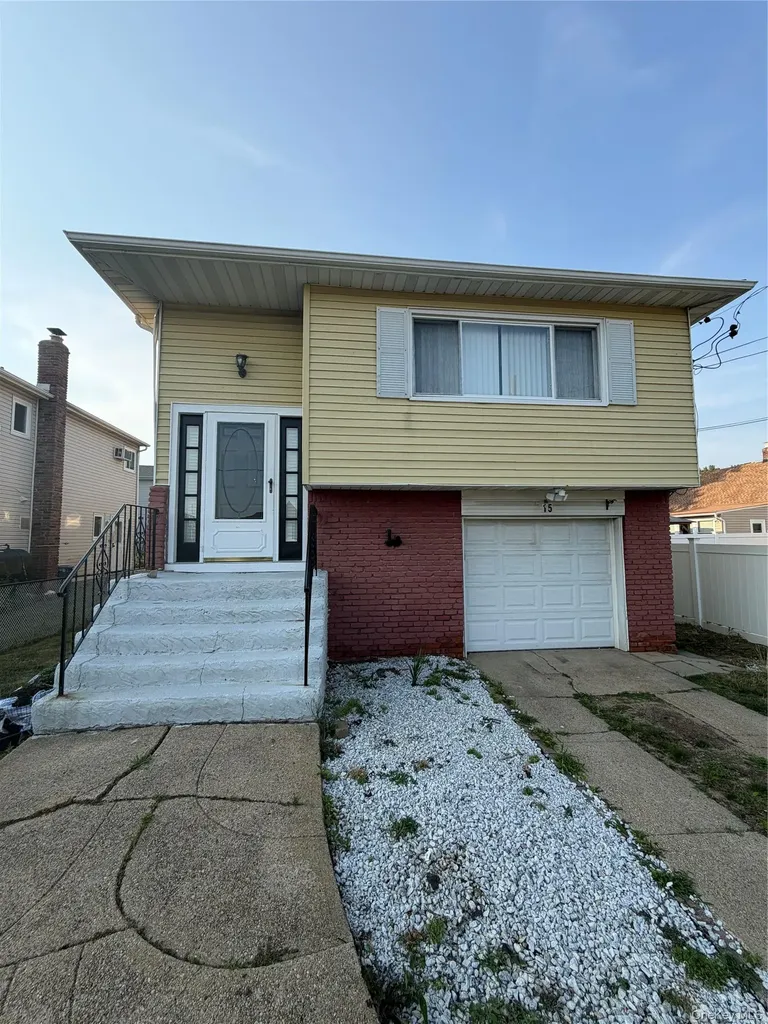 15 Major Road Massapequa NY 11758