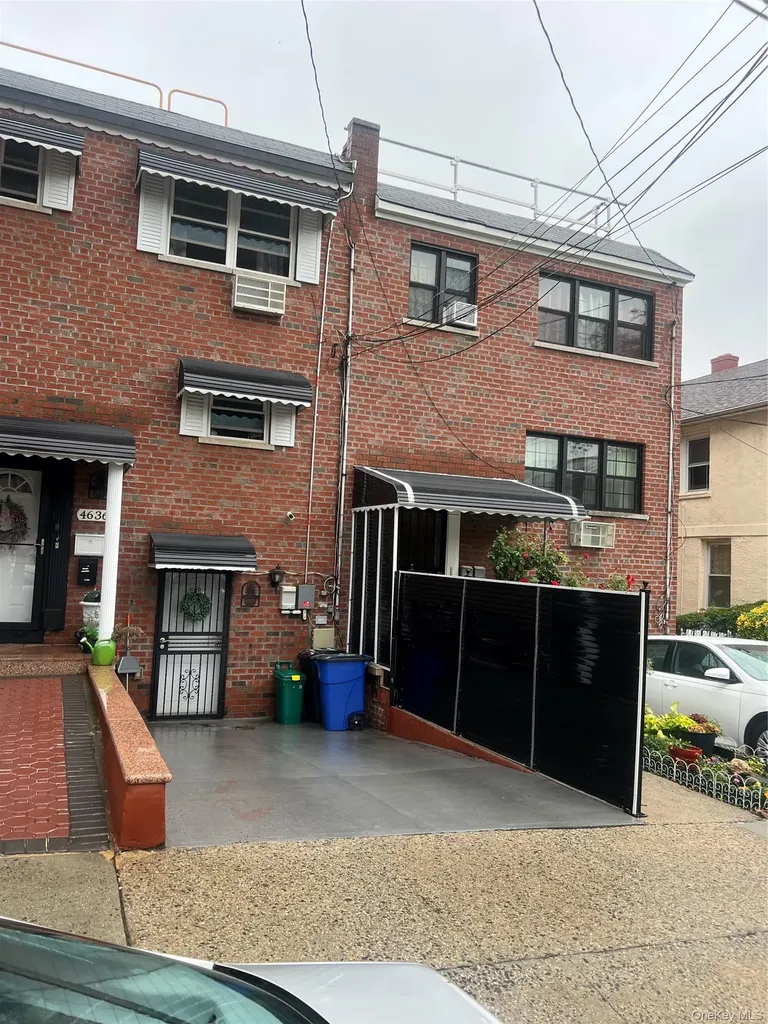 4636 Murdock Avenue Bronx NY 10466
