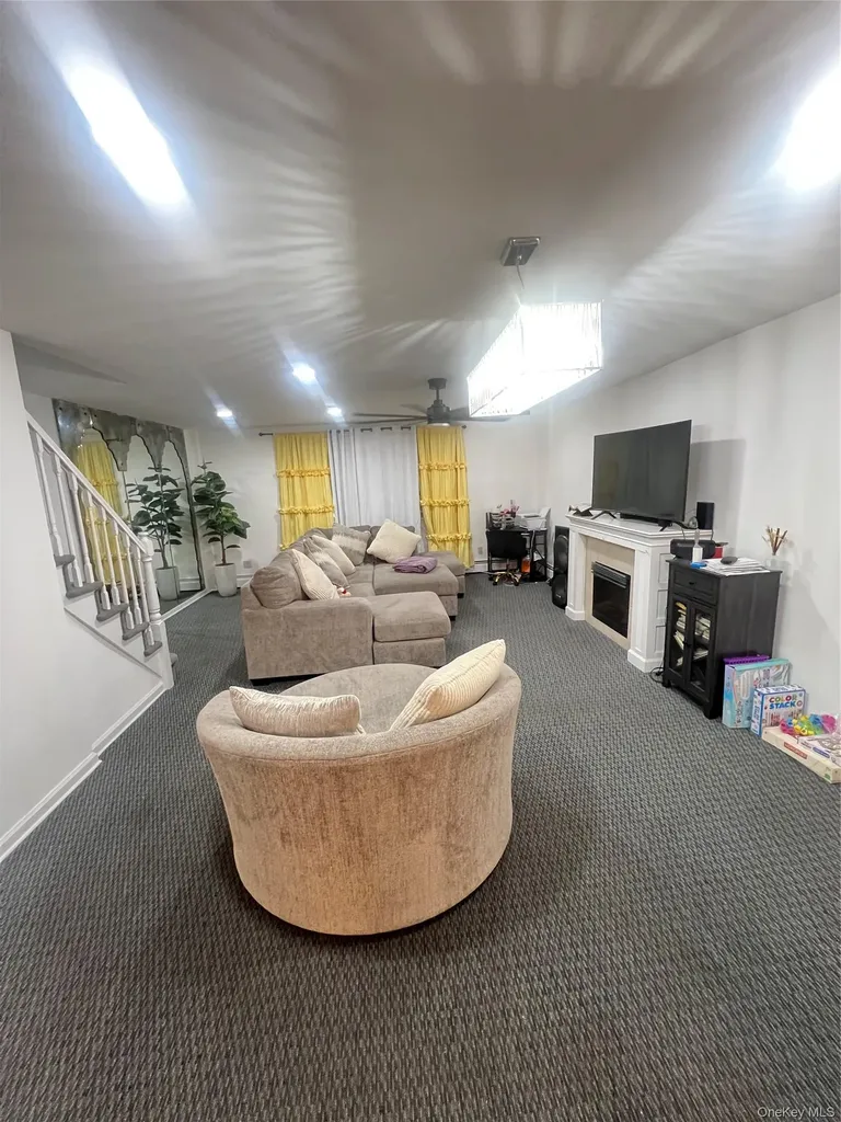 4636 Murdock Avenue Bronx NY 10466