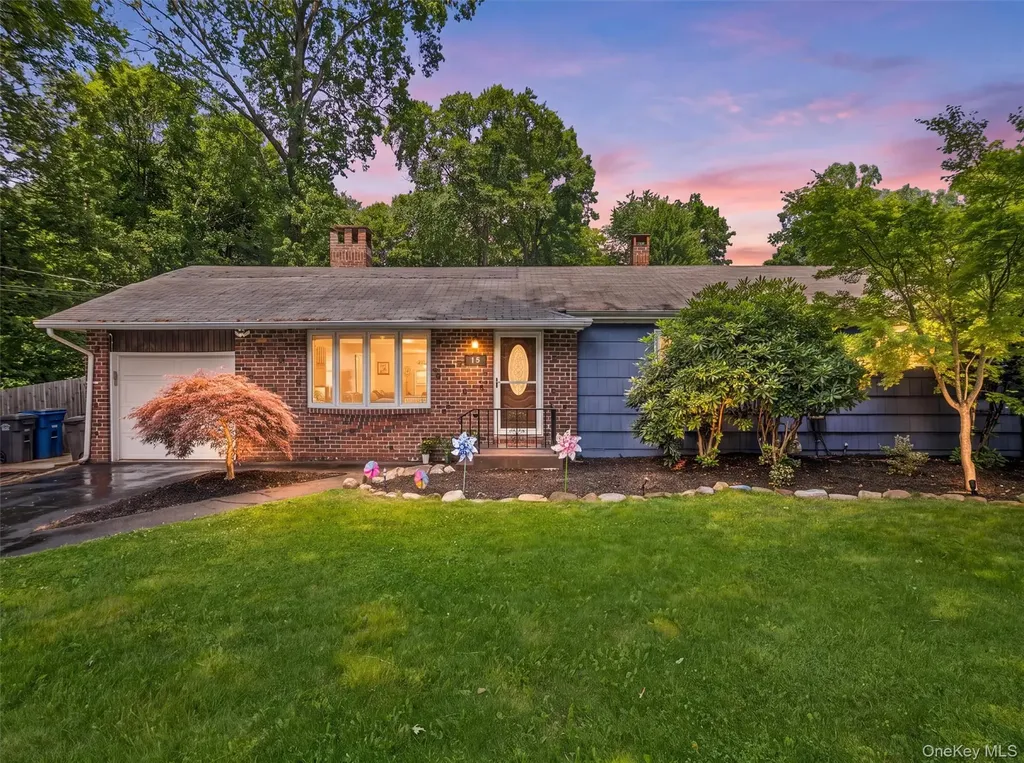 15 Summit Avenue New City NY 10956