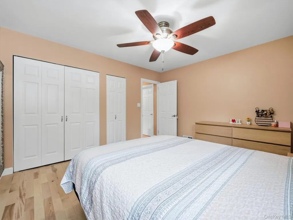 15 Summit Avenue New City NY 10956