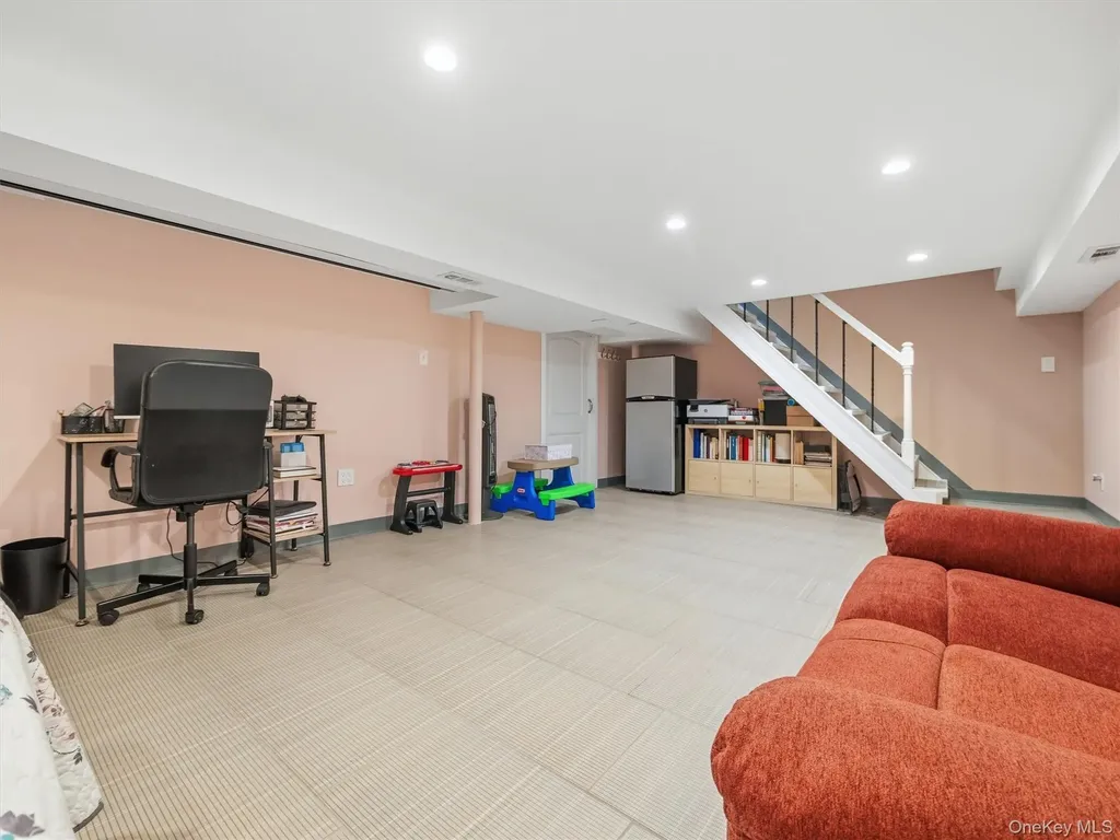 15 Summit Avenue New City NY 10956