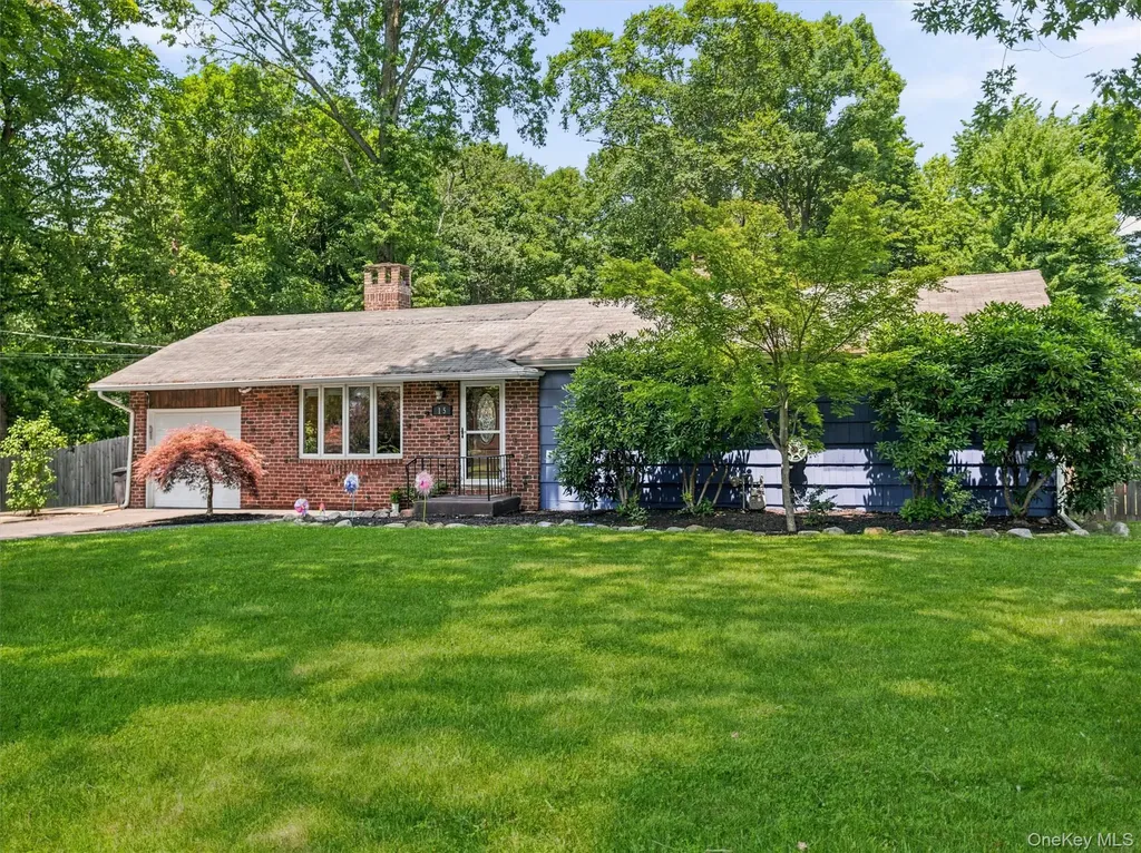 15 Summit Avenue New City NY 10956