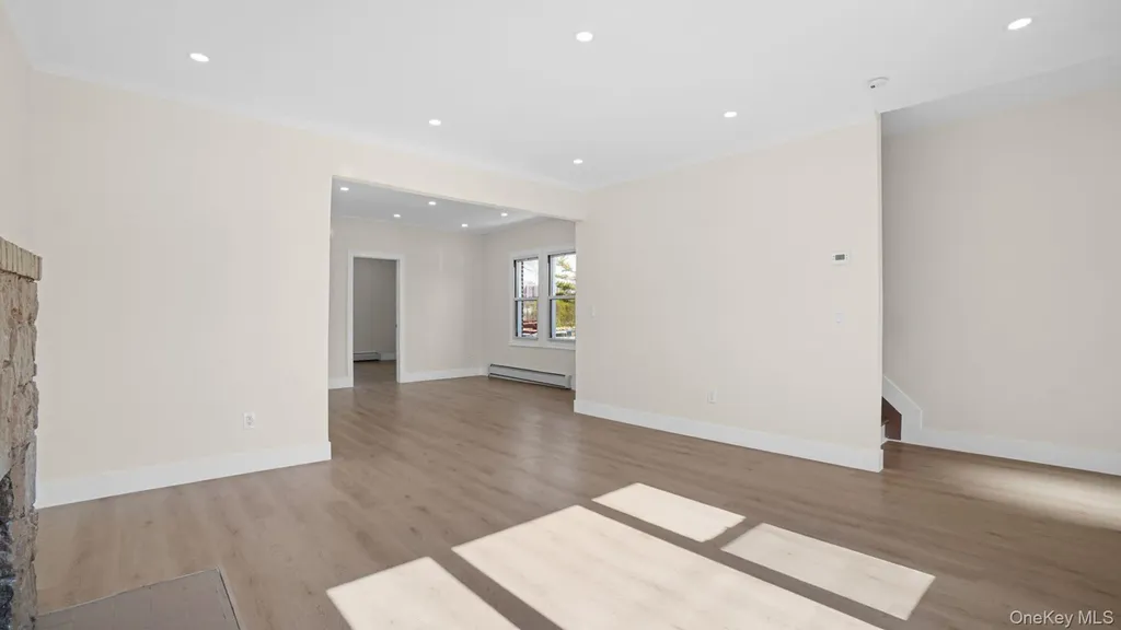 2716 Gunther Avenue Bronx NY 10469