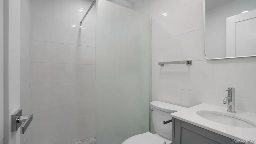 2716 Gunther Avenue Bronx NY 10469