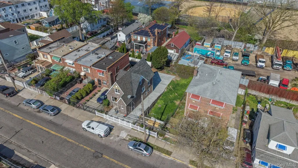 2716 Gunther Avenue Bronx NY 10469