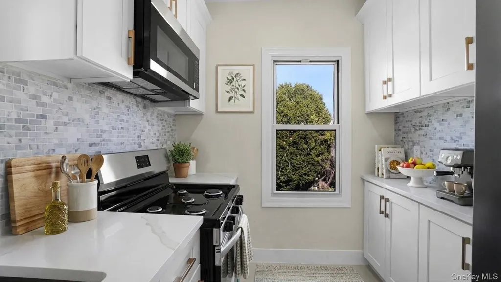 2716 Gunther Avenue Bronx NY 10469