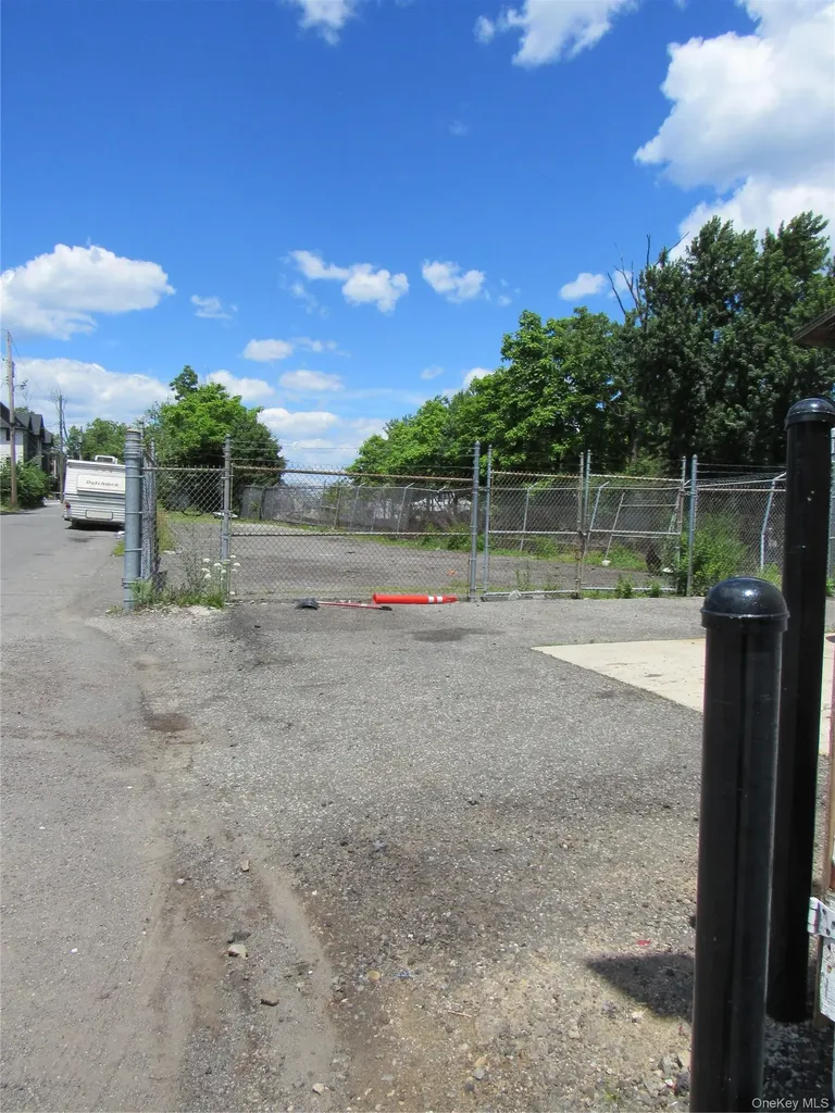 1 Hoffman Street Spring Valley NY 10977