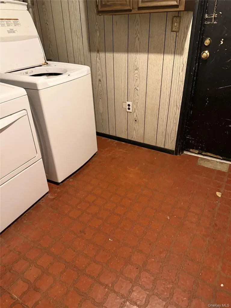 149-03 84th Street Howard Beach NY 11414