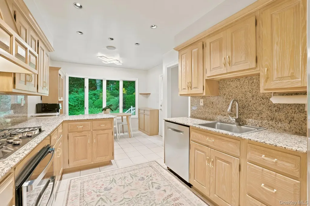 80 Hickory Hill Drive Dobbs Ferry NY 10522