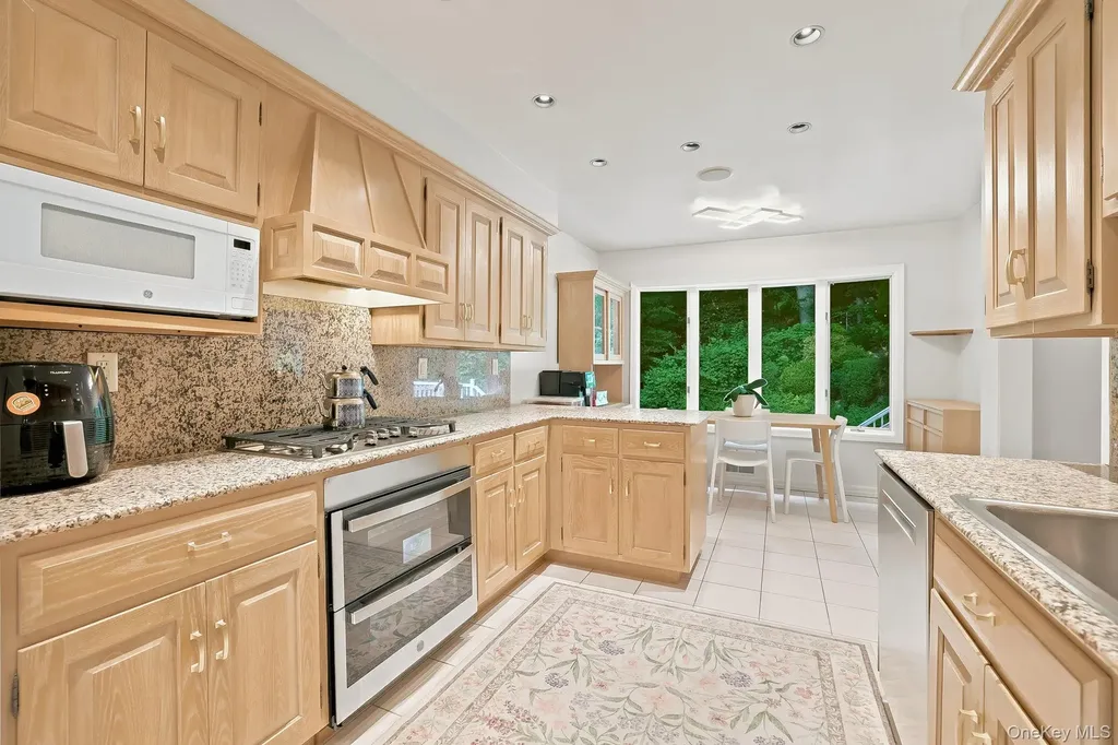 80 Hickory Hill Drive Dobbs Ferry NY 10522