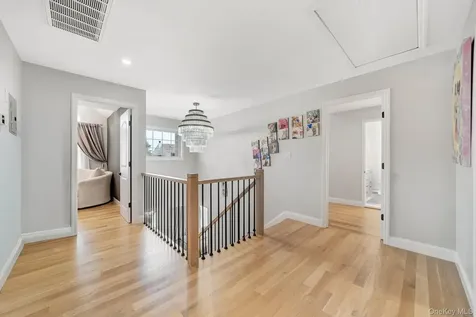2245 Plum Tree Road N Westbury NY 11590