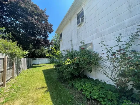 110 Greenway Drive S Syosset NY 11791