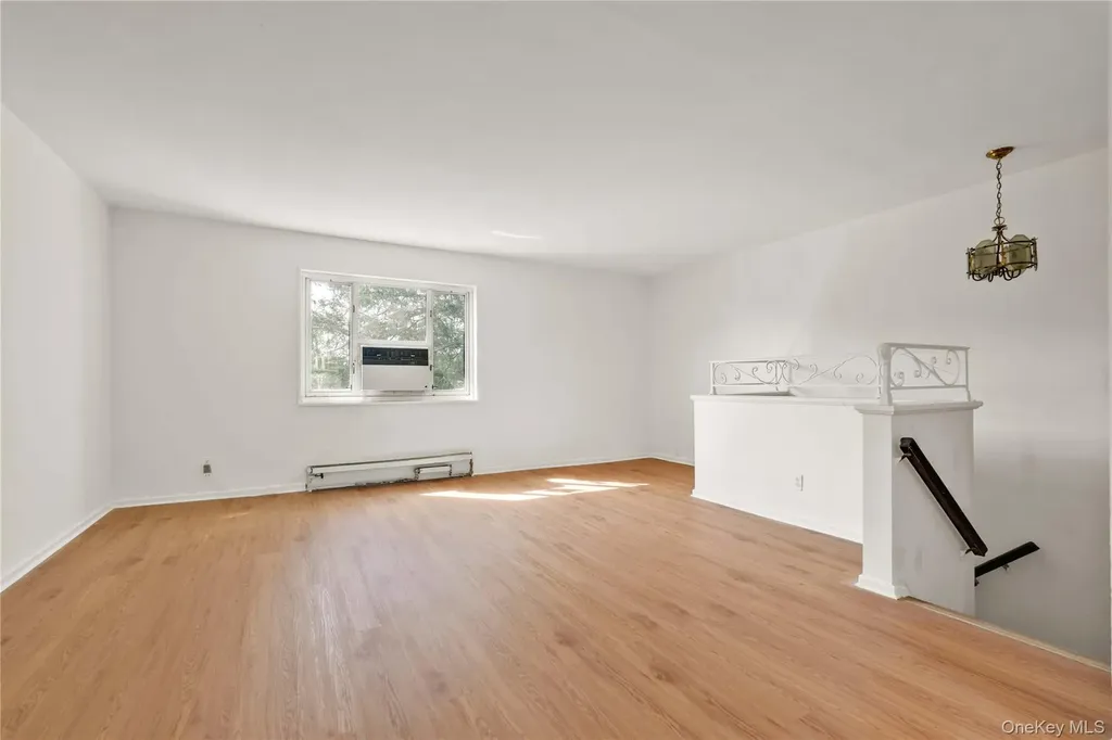 224-01 Hillside Avenue Queens Village NY 11427