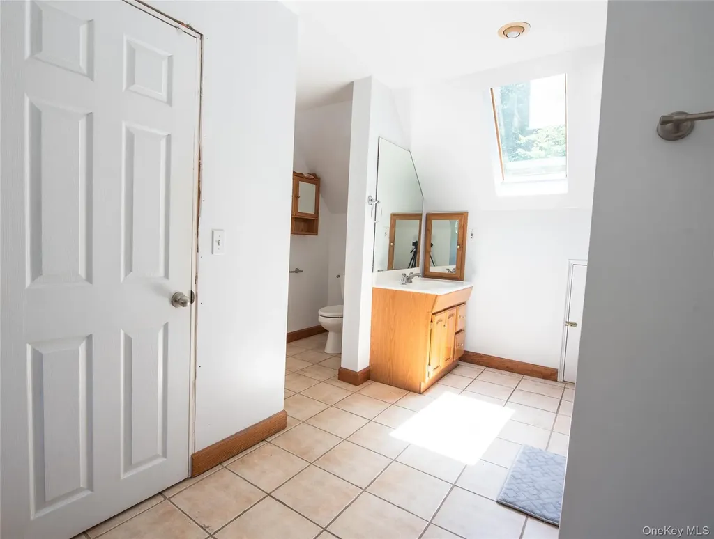 8 Stanley Street Poughkeepsie NY 12603