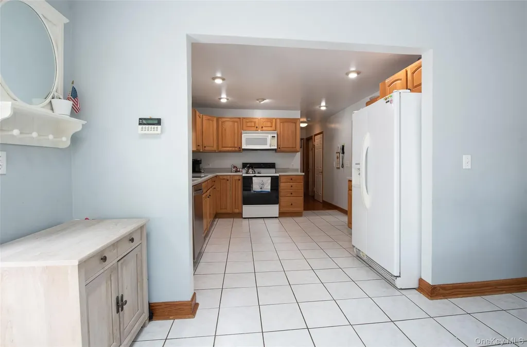 8 Stanley Street Poughkeepsie NY 12603