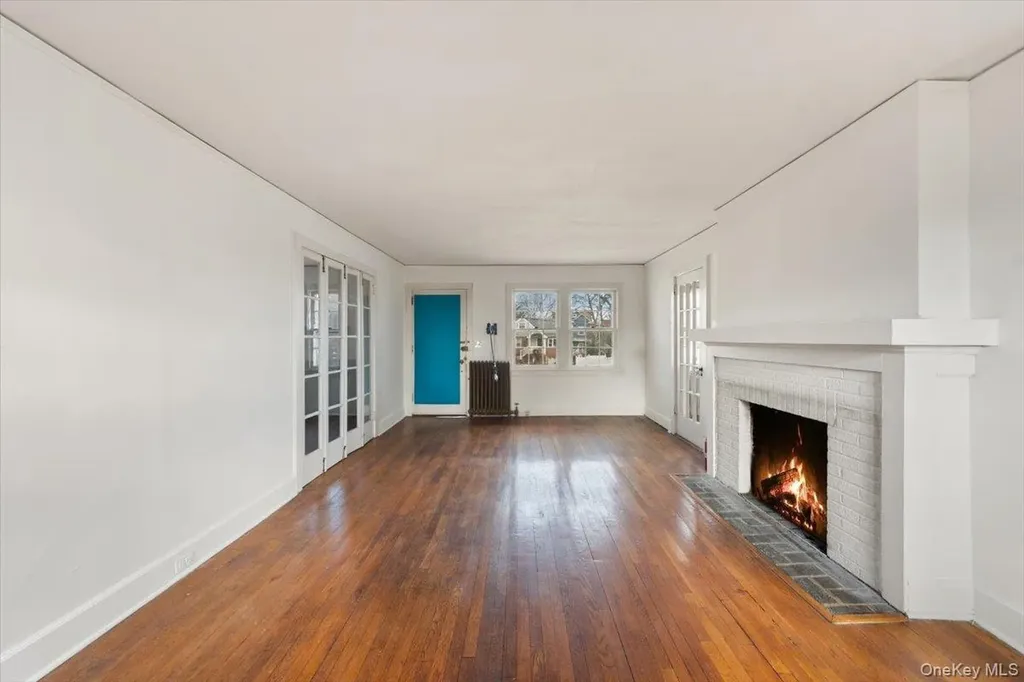 310 W 263rd Street Bronx NY 10471