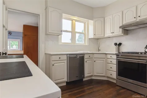 469 Chester Street Uniondale NY 11553