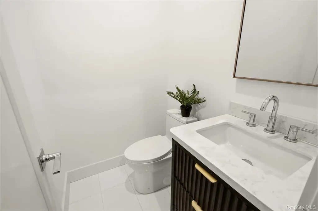 16 Otsego Place Jericho NY 11753