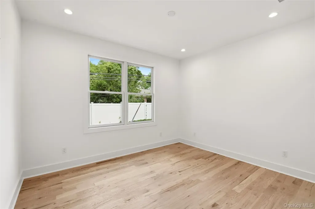 16 Otsego Place Jericho NY 11753