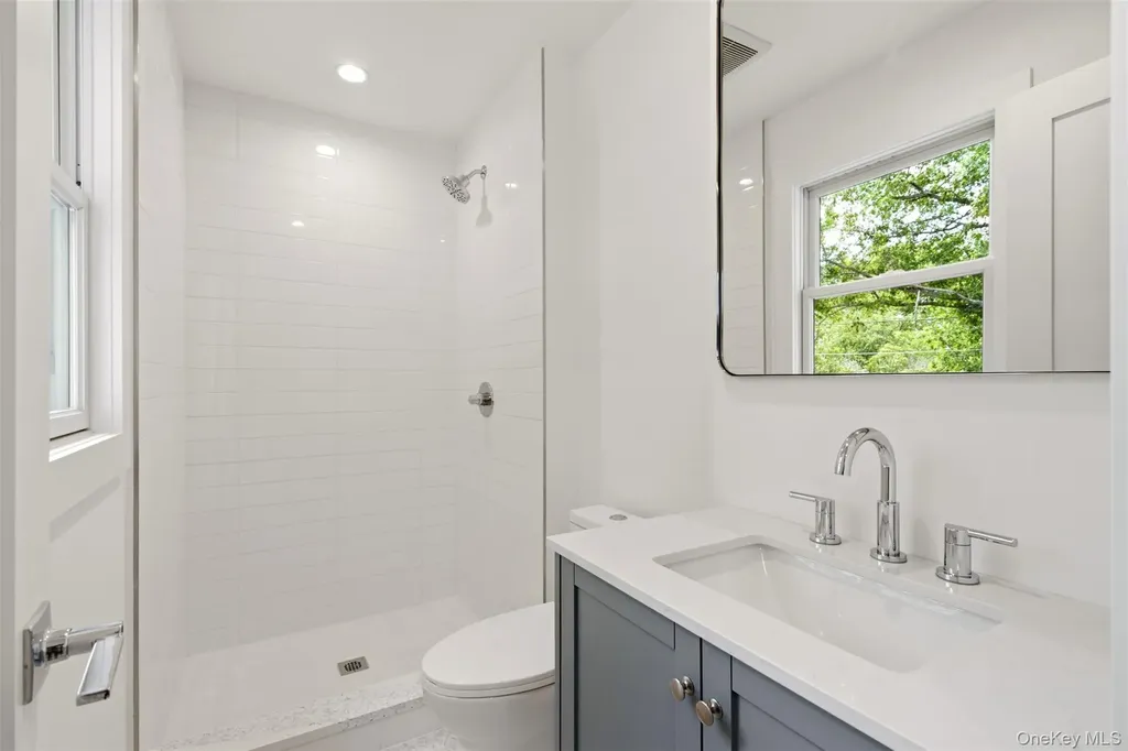16 Otsego Place Jericho NY 11753