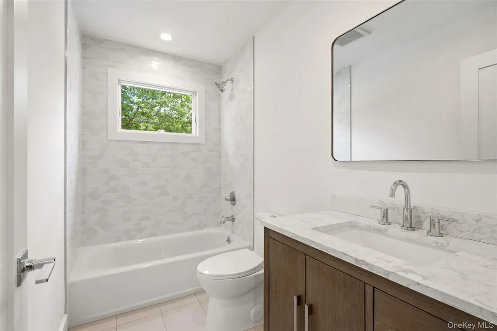 16 Otsego Place Jericho NY 11753