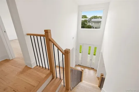 16 Otsego Place Jericho NY 11753