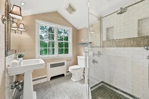 80 Jane Street Hartsdale NY 10530